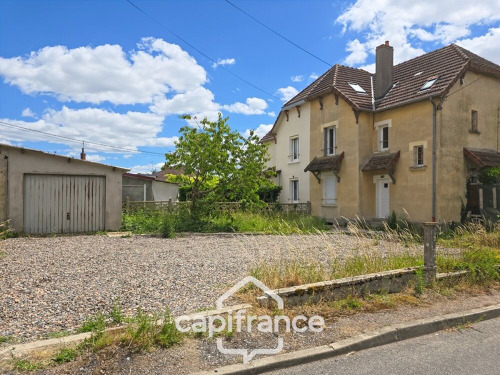 IMPHY (58) - Duplex 75 m² à rénover - Accès privatif, garage et cour