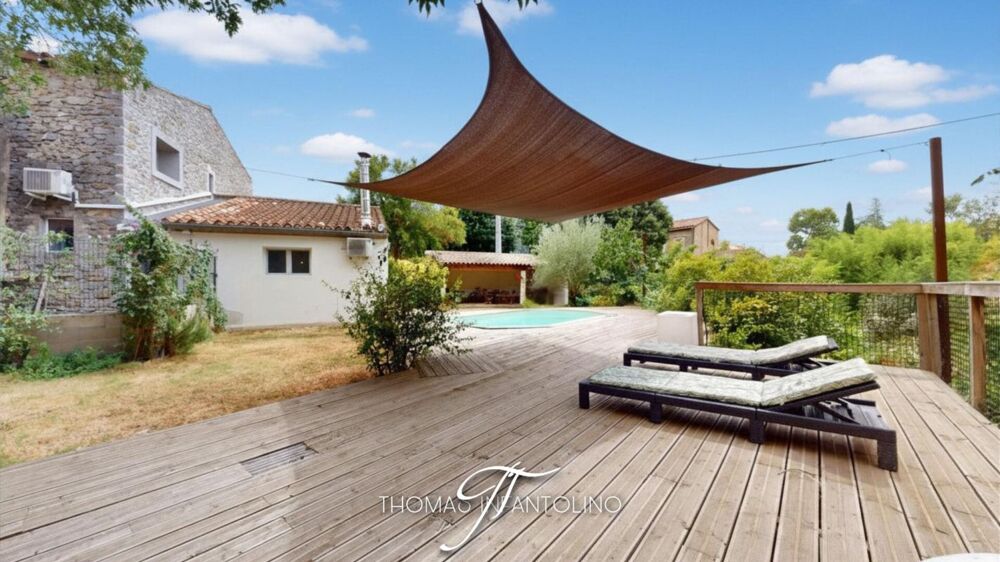 EN EXCLUSIVITE - MAISON EN PIERRE - JARDIN - PISCINE - GARAGE - CLIMATISATION - FAIBLE TAXE FONCIÈRE
