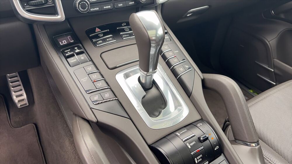 Cayenne II 3.0 S E-hybrid 416 4X4 Tiptronic 7 Platinium Edition - To 2017 occasion 92500 Rueil Malmaison