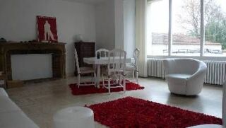  Appartement à louer 2 pièces 73 m²
