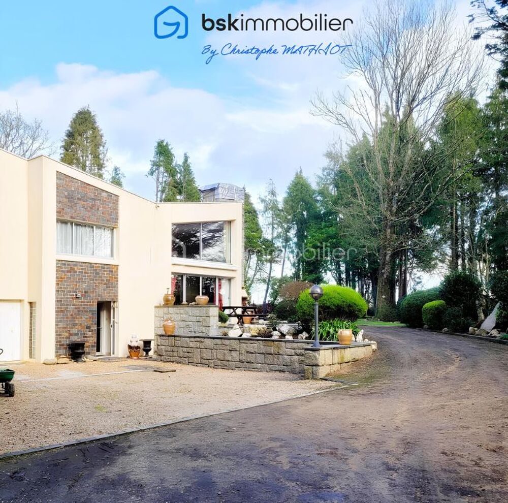 Propriété dexception à Lannion  Maison d'architecte au coeur dun parc d'un hectare avec étang