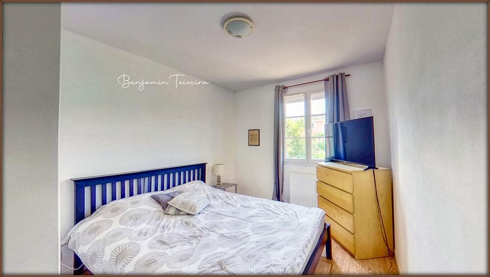 Vente Maison Maison Roquebrune Sur Argens 6 pièce(s) 96 m2 - 4 chambres dont 1 de plain-pied + Parking privé Roquebrune sur argens