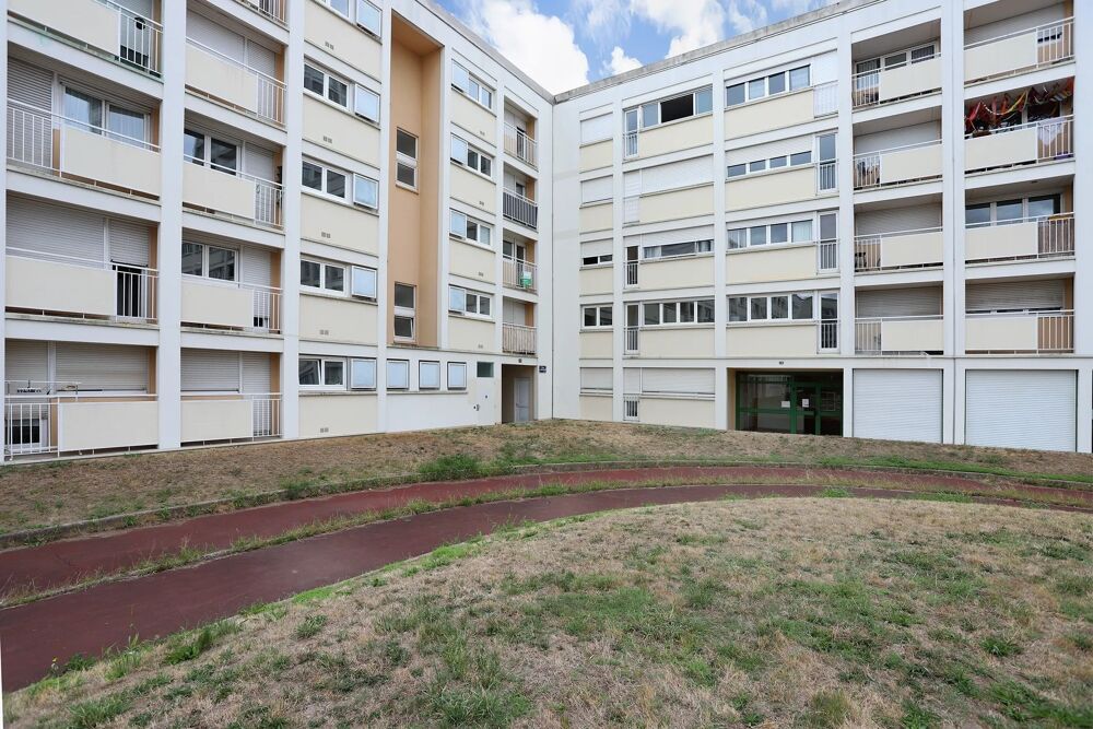 Vente Appartement RENNES COLOMBIER – T3 TRAVERSANT de 65 M² au calme Rennes