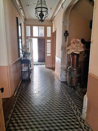  Propri�t�/ch�teau � vendre 11 pi�ces 306 m�