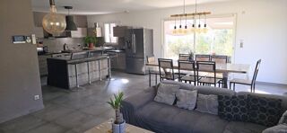  Villa � vendre 4 pi�ces 98 m� Vidauban