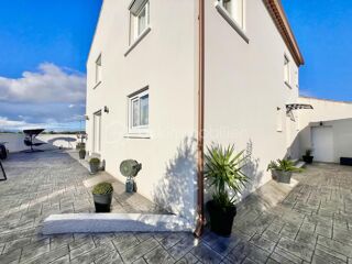  Villa � vendre 5 pi�ces 140 m�