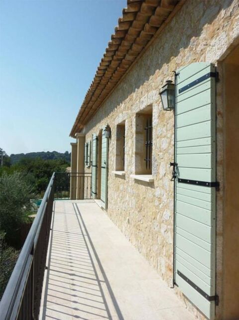  Appartement � louer 4 pi�ces 110 m�