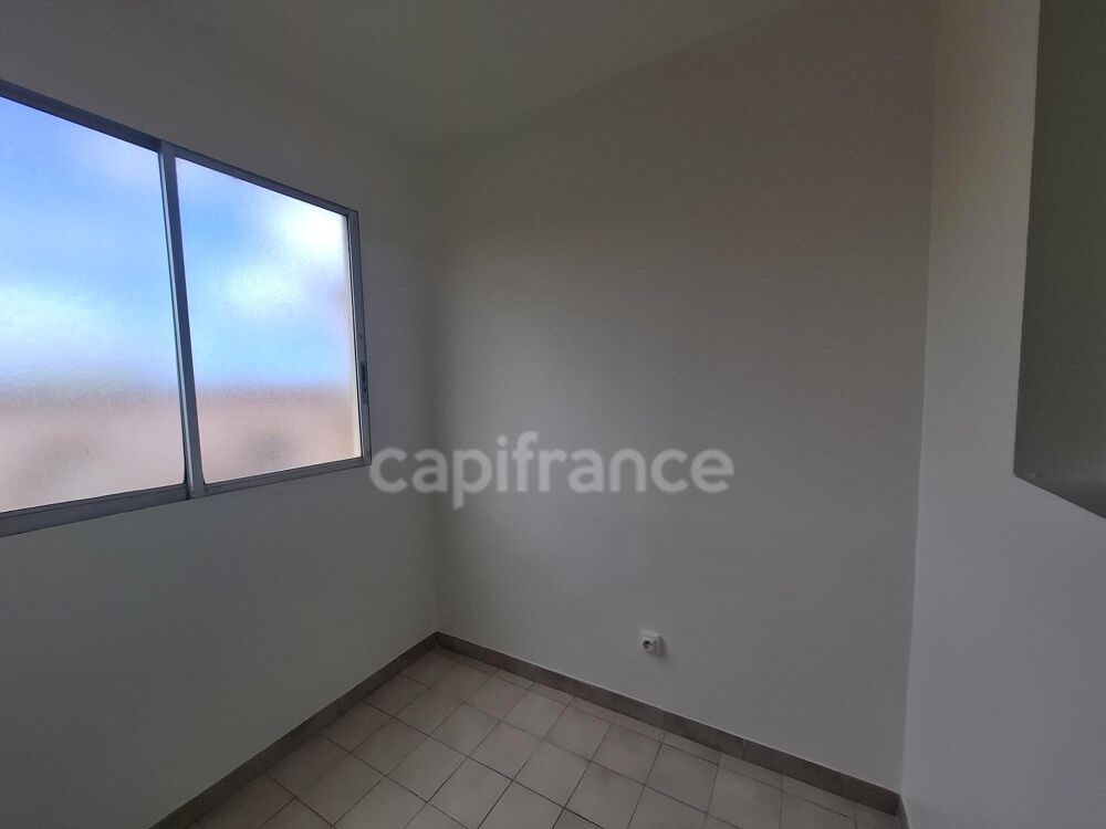 Location Appartement À louer – Studio meublé avec vue mer – SCHOELCHER - Quartier Terreville Schoelcher