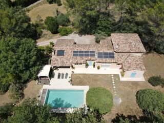  Villa à vendre 8 pièces 210 m²