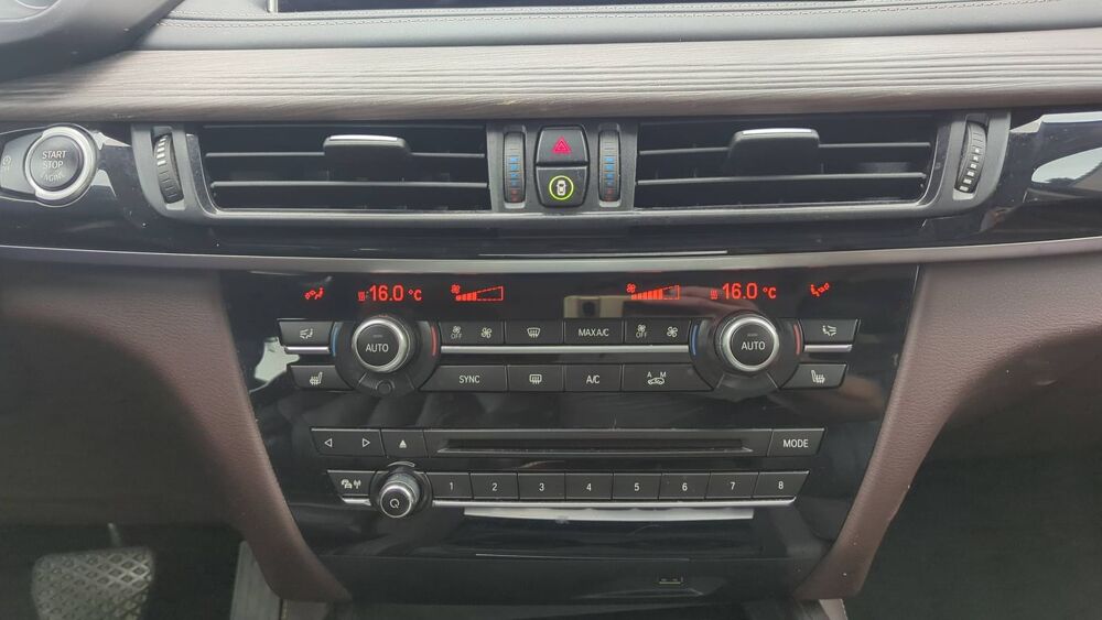 X5 xDrive 40d 313 BVA Exclusive - Automatique Toit ouvrant 2016 occasion 59150 Wattrelos