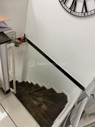  Immeuble à vendre 5 pièces 107 m²