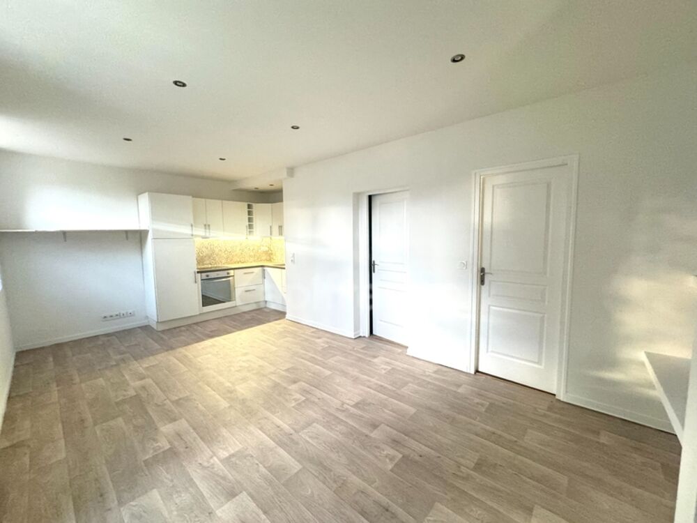 Appartement à vendre 2 pièces ROSNY SUR SEINE (78) - 2 places de parking -