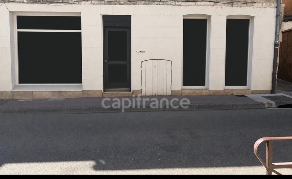   Local/bureau plus studio à vendre AUXERRE (89) local de 55 m2 plus  stuio de 28 m2 