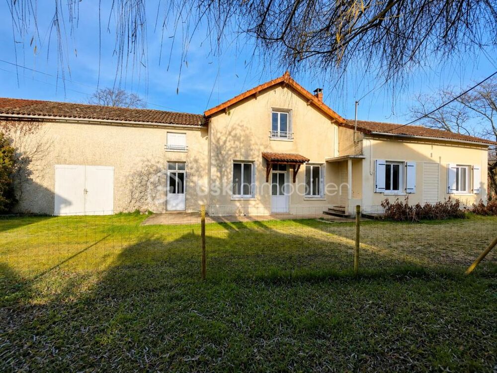 Vente Maison maison principal ,gite, grange, joli terrain Maire levescault