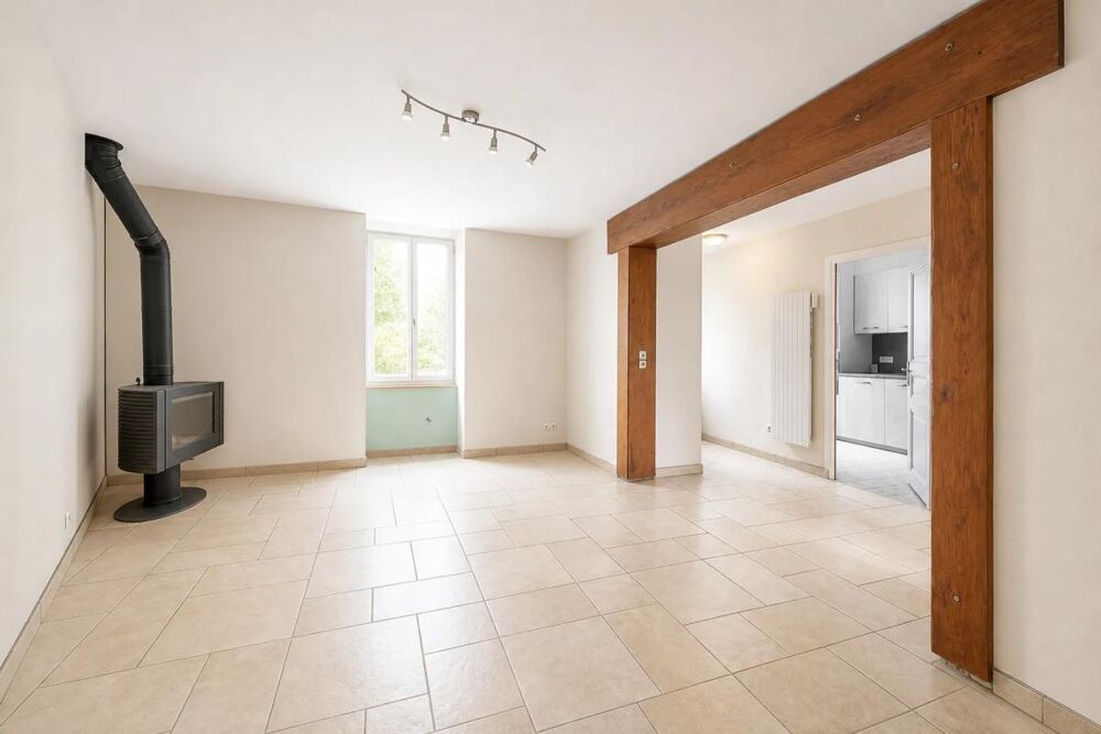 Maison de caractère avec jardin - 112 m2 - Villeneuve-le-Comte