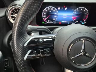 Classe A 200 163ch AMG Line 7G-DCT 2023 occasion 06700 Saint Laurent Du Var