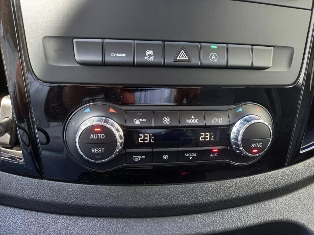 Vito Mixto Long 3.05t 119 CDI 9G-Tronic - Select 4-Matic ATTELAGE 2021 occasion 14650 Carpiquet