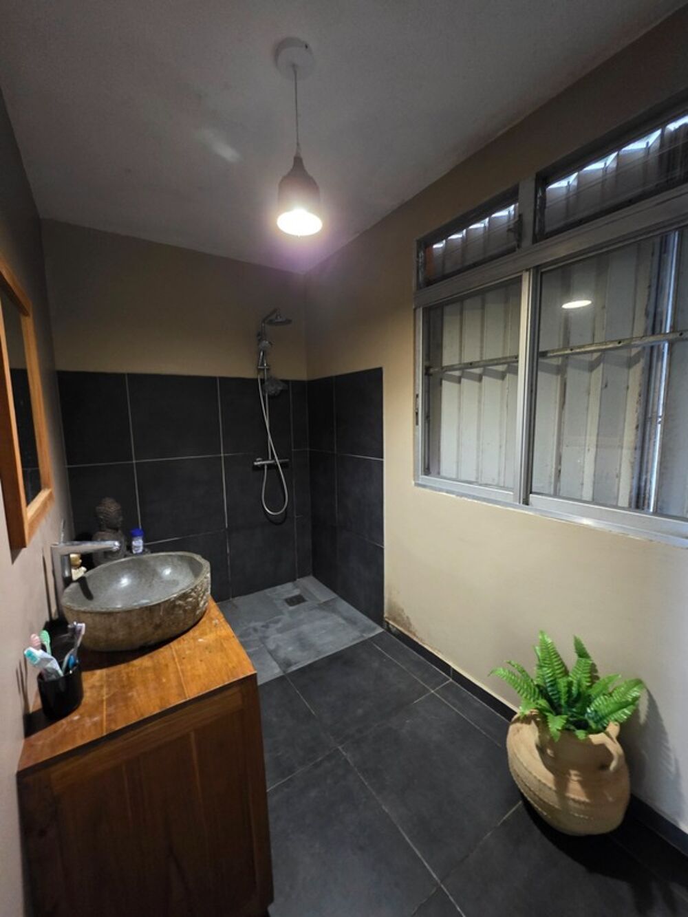 � vendre  Villa Baie-Mahault (97122)