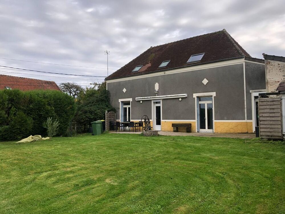 Vente Maison Maison de caractère -192 m² - Terrain 1 435 m² Coulommiers