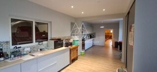  Propri�t�/ch�teau � vendre 8 pi�ces 650 m�