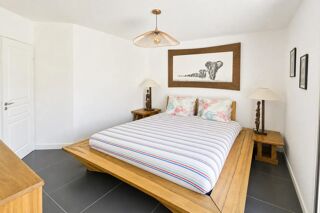  Villa à vendre 5 pièces 140 m²