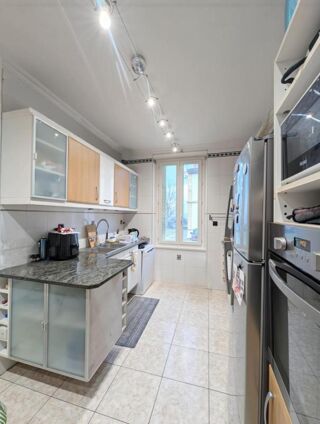  Appartement � vendre 4 pi�ces 77 m�