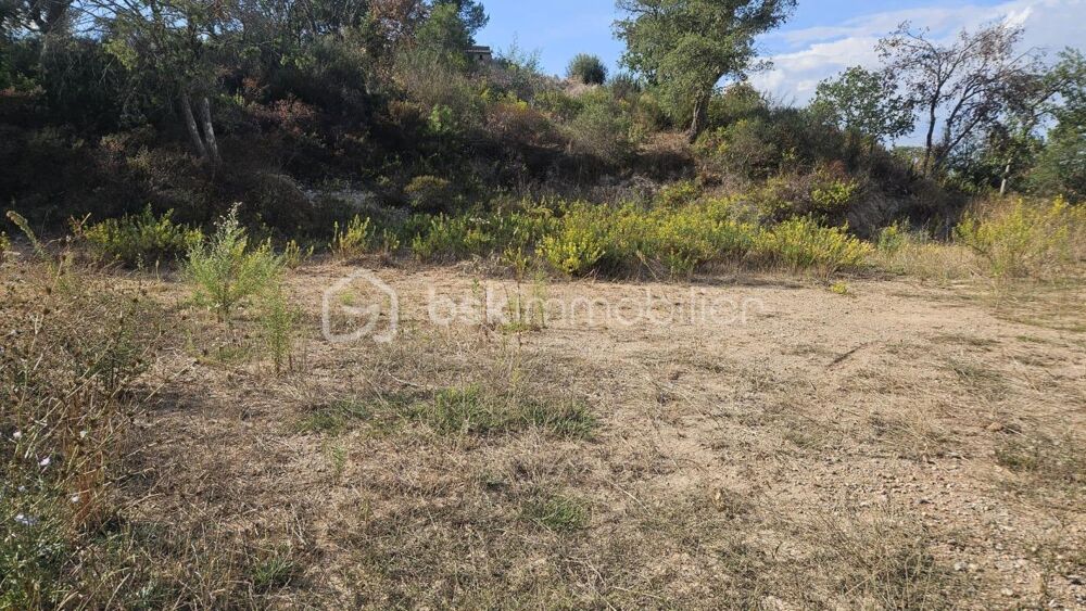 Vente Terrain Terrain constructible sur les hauteurs de Vidauban – 1 400 m² Vidauban