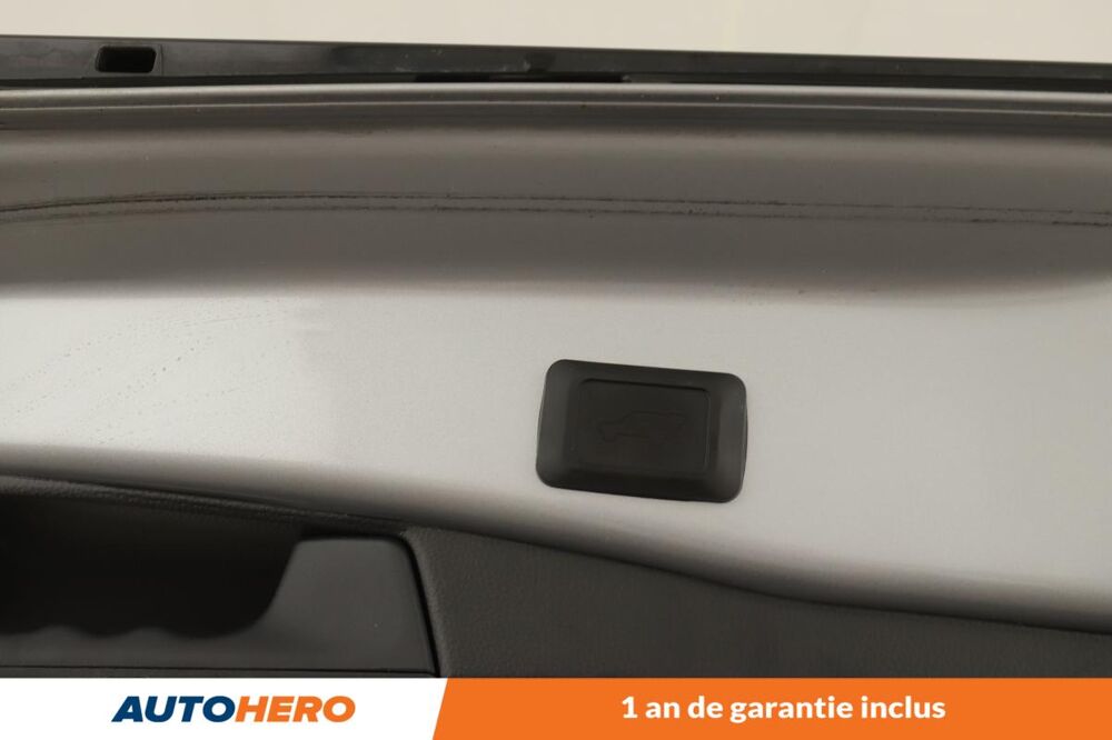 RAV 4 2.5 Hybride Rechargeable AWD Design 306 ch 2023 occasion 92130 Issy-les-Moulineaux