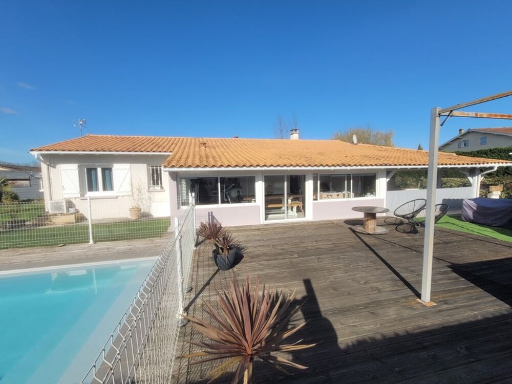 Maison à vendre avec jardin et piscine