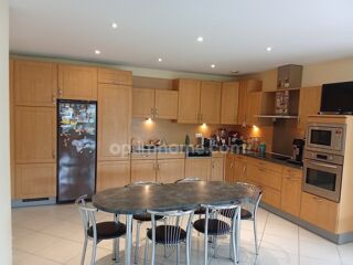  Maison  vendre 9 pices 306 m