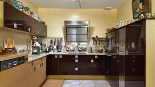  Propri�t�/ch�teau � vendre 6 pi�ces 206 m�