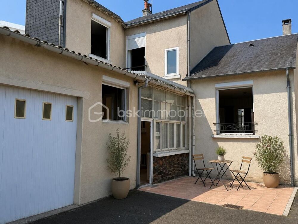 Maison de ville, double garage et fort potentiel  Quartier Miroir - Proche gare sud