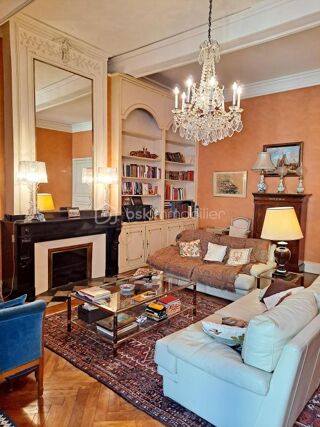  Maison à vendre 10 pièces 288 m²