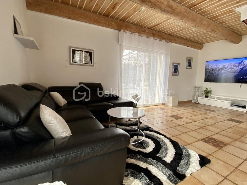 VILLA AVEC UNE VUE IMPRENABLE