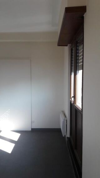  Appartement à louer 1 pièce 28 m²
