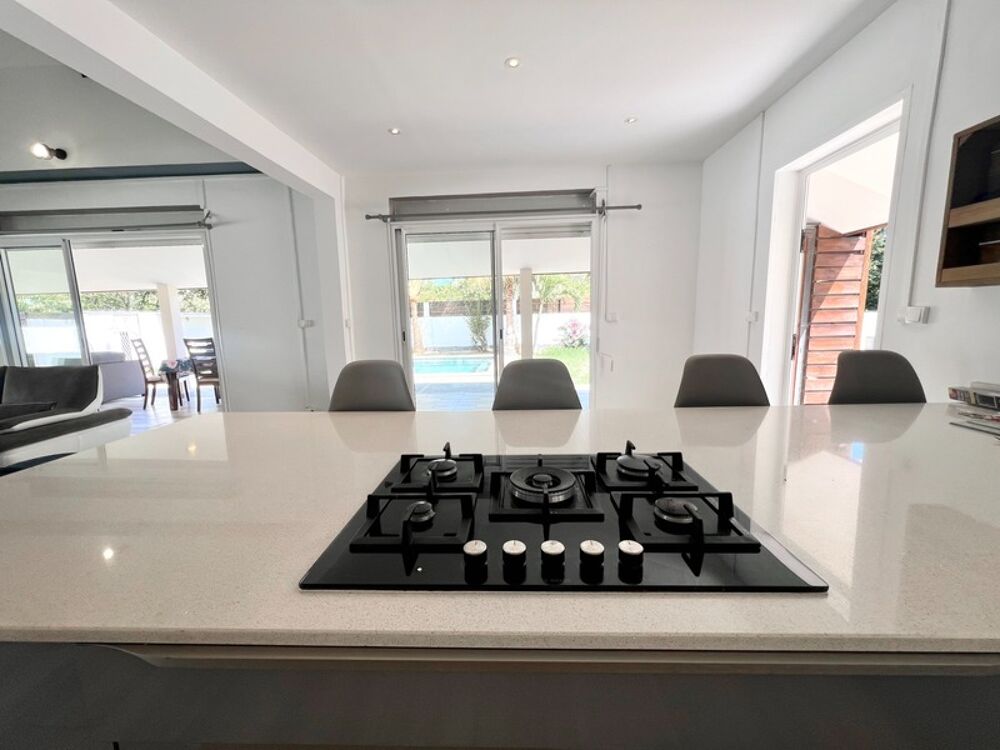 � vendre  Maison Saint-Gilles Les Bains (97434)