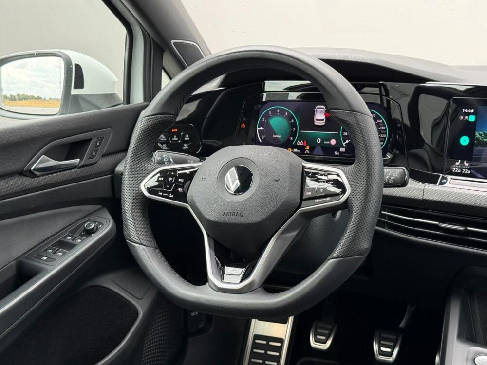 Golf Line – LED Digital Cockpit CarPlay ACC 2020 occasion 33000 Bordeaux