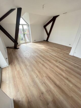  Appartement à louer 1 pièce 35 m²