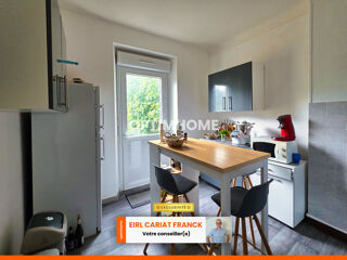  Immeuble  vendre 15 + pices 413 m