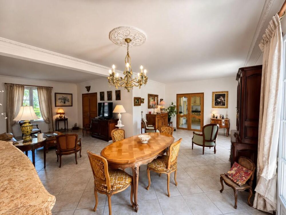 Maison de 166 m² avec grand atelier de 180 m² à côté d'Epernon