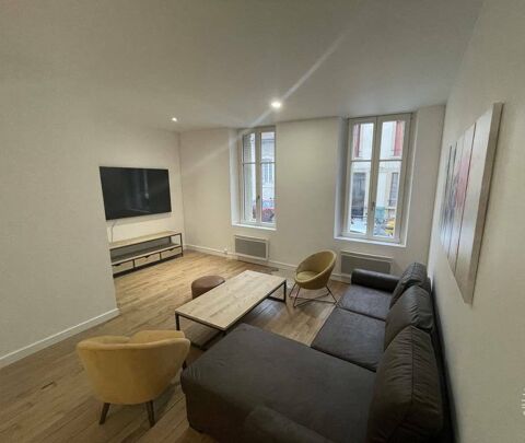  Appartement � louer 1 pi�ce 180 m�