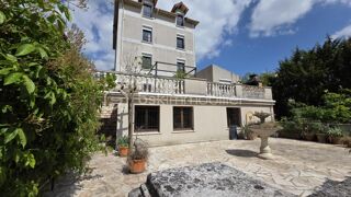  Maison � vendre 10 pi�ces 300 m�