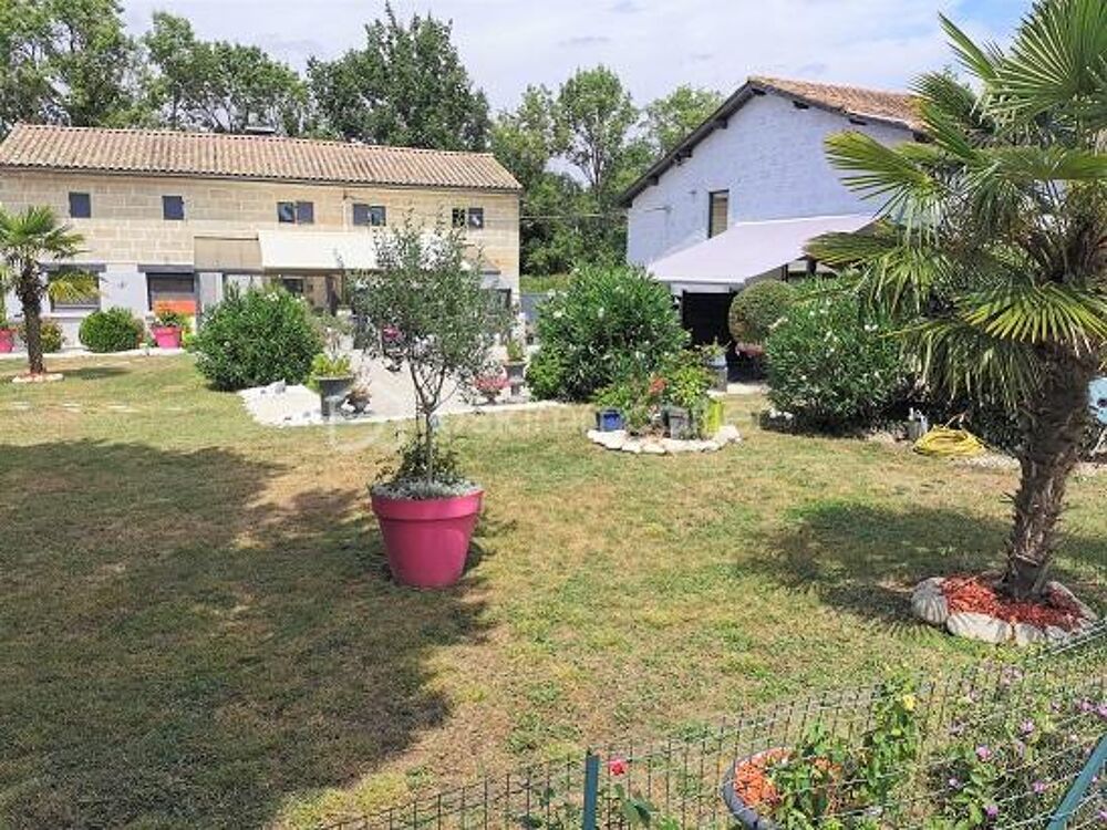 MAGNIFIQUE PROPRIETE DE 257 M2 AVEC 6 CHAMBRES, 4 SDB, PISCINE ET UN GITE DE 67 M2 AVEC 2 CHAMBRES !!!
