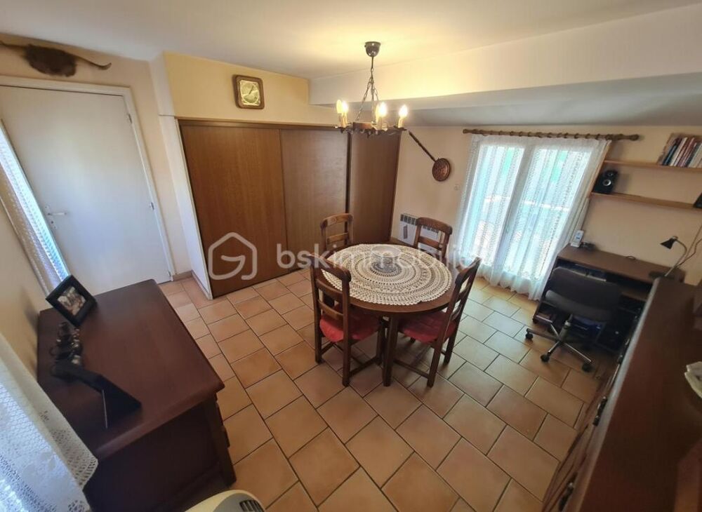 Vente Duplex/Triplex Dernier étage avec terrasse au cœur du Vieux-Nice – Fort potentiel Nice