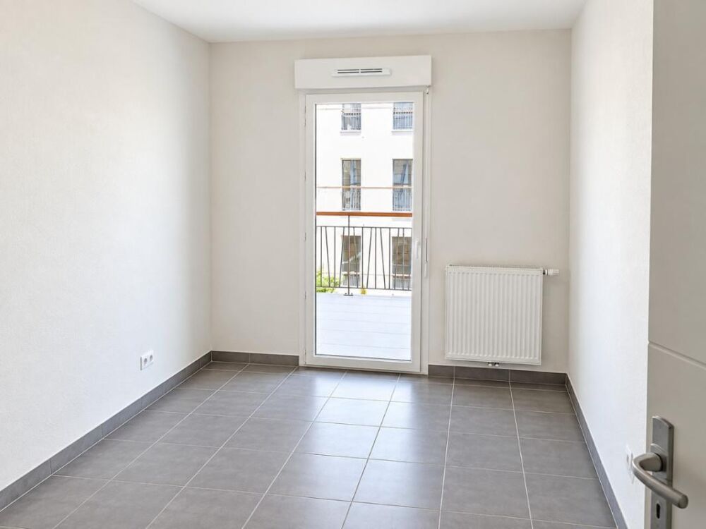 Location Appartement T3 avec balcon et parking à LA SEYNE SUR MER La seyne sur mer