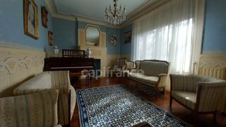  Maison à vendre 11 pièces 239 m²