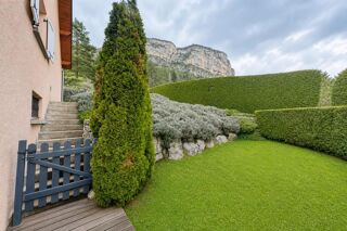  Maison � vendre 9 pi�ces 295 m�