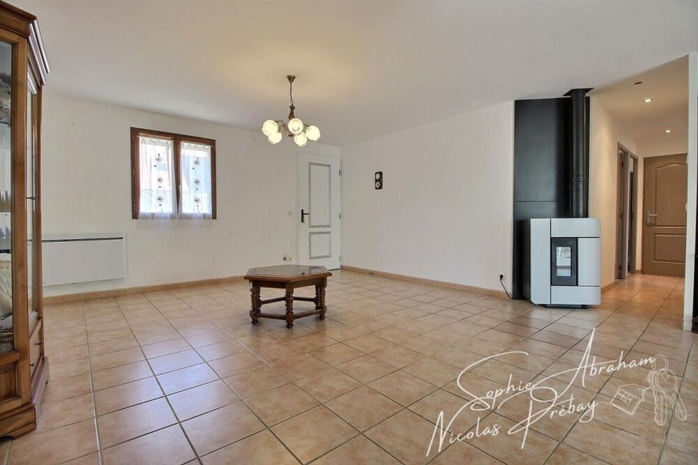 Vente Maison Pavillon de plain-pied 3 chambres avec garage à Janville-en-Beauce Janville en beauce