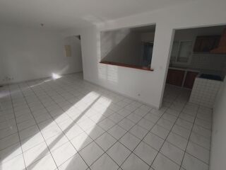  Appartement à louer 4 pièces 92 m²