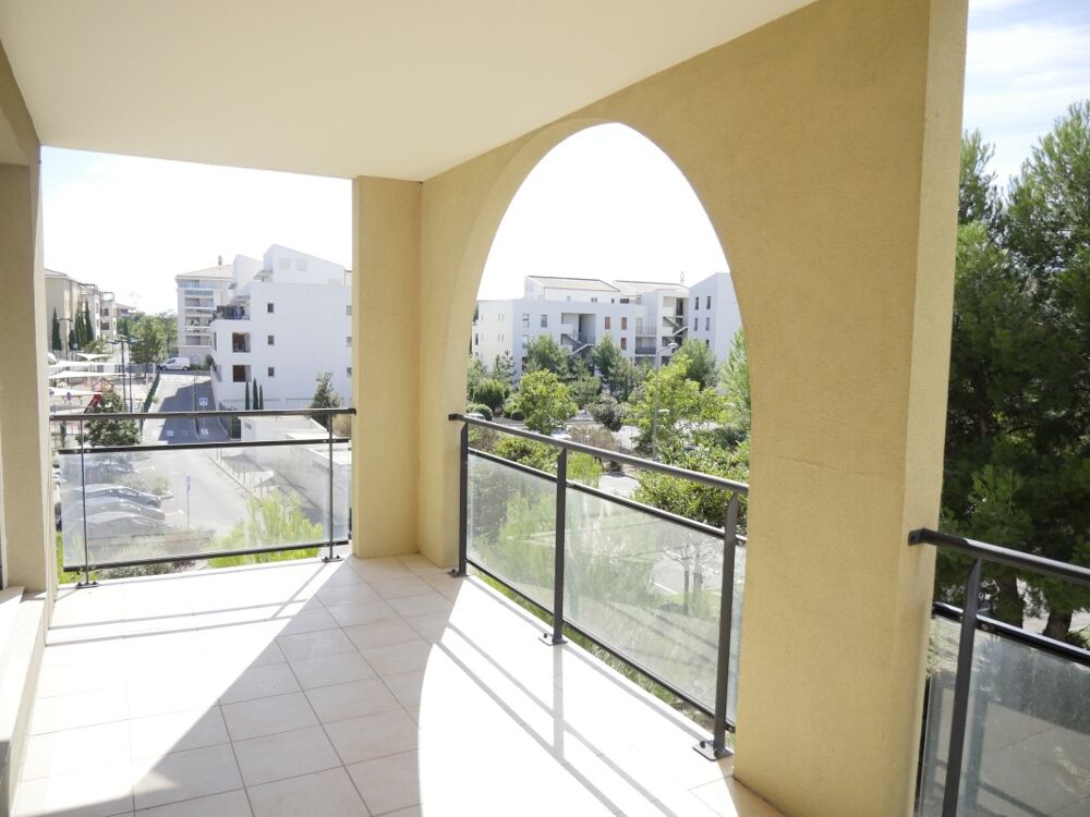 Location Appartement T3 avec balcon et parking à AIX EN PROVENCE Aix en provence